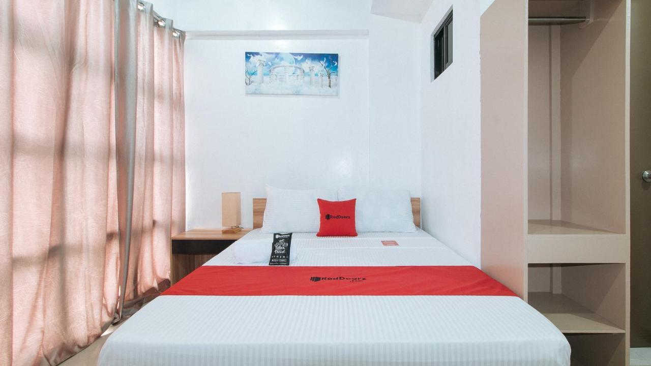 Reddoorz Near Iloilo International Airport Hotell Cabatuan Exteriör bild